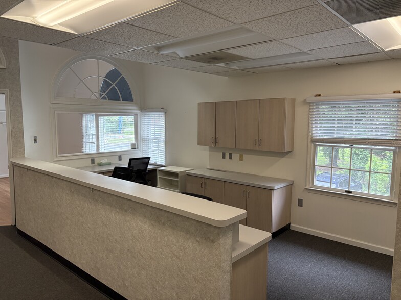 More Photos Of 17902 Georgia Ave, Olney Medical For Lease