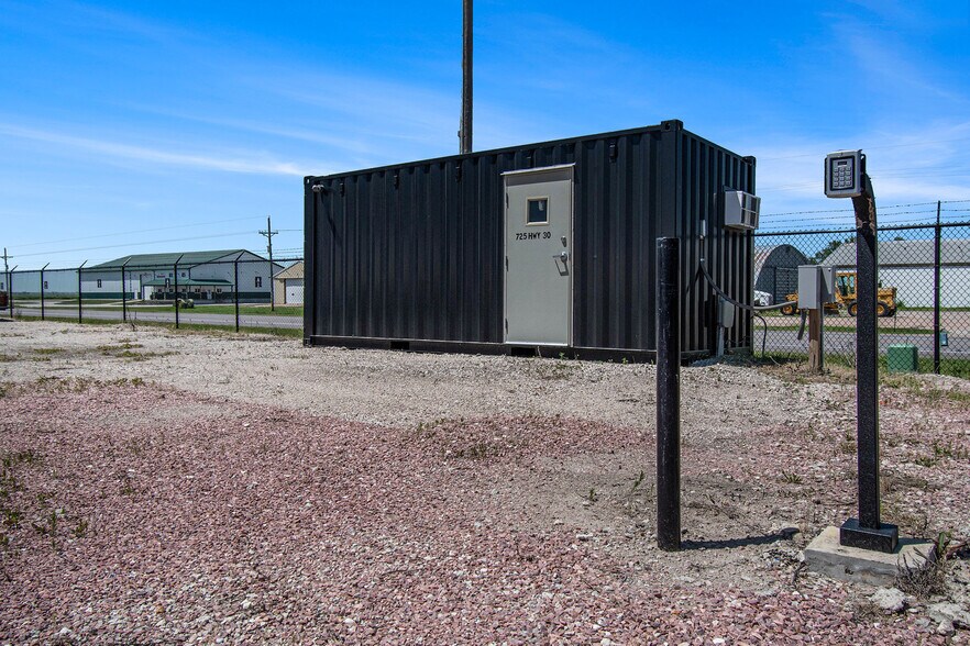 More Photos Of 1099 W 6th St, North Bend Land For Lease