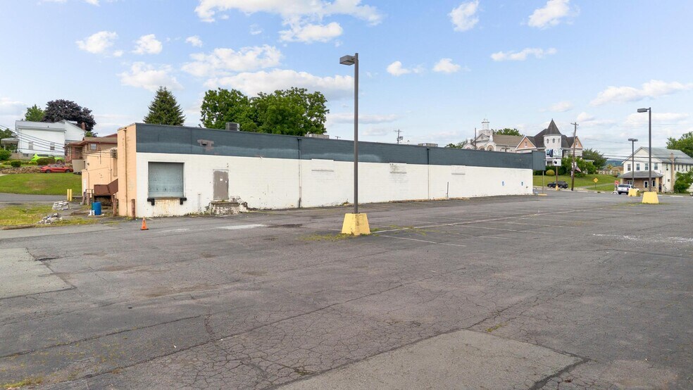 More Photos Of 629 S Main St, Old Forge Freestanding For Lease