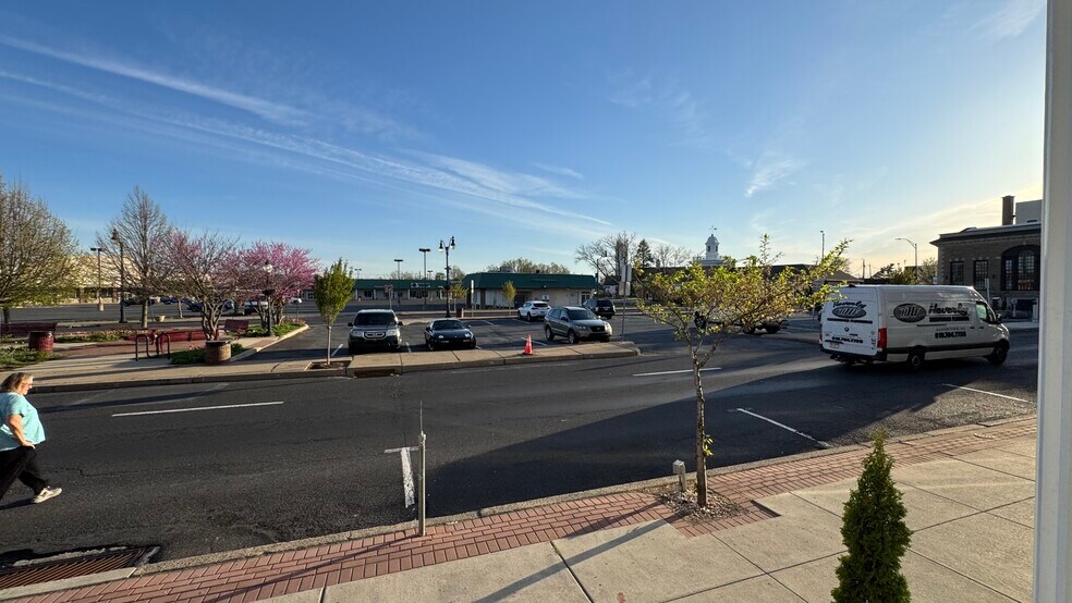 More Photos Of 312-314 W Broad St, Quakertown Office For Sale