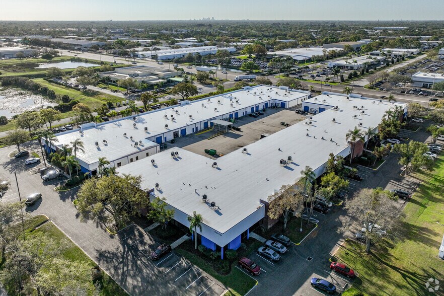 More Photos Of 7201-7243 Bryan Dairy Rd, Largo Unknown For Lease