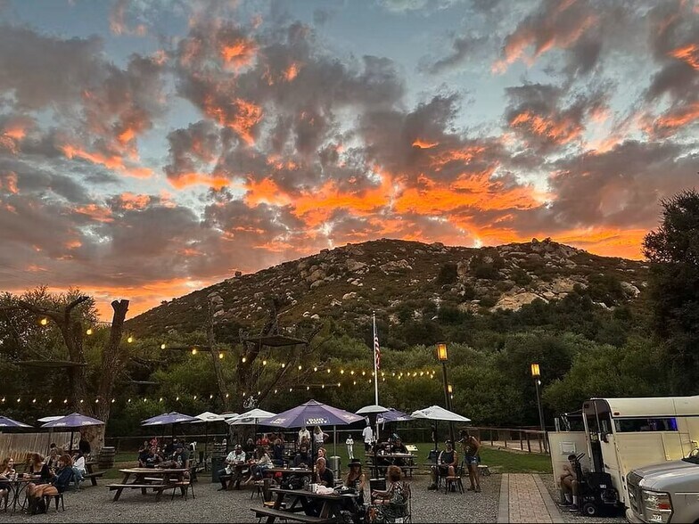 Primary Photo Of 8306 Highway 79, Descanso Restaurant For Sale