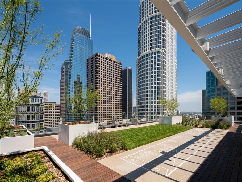 More Photos Of 1000 W 8th St, Los Angeles Apartments For Lease