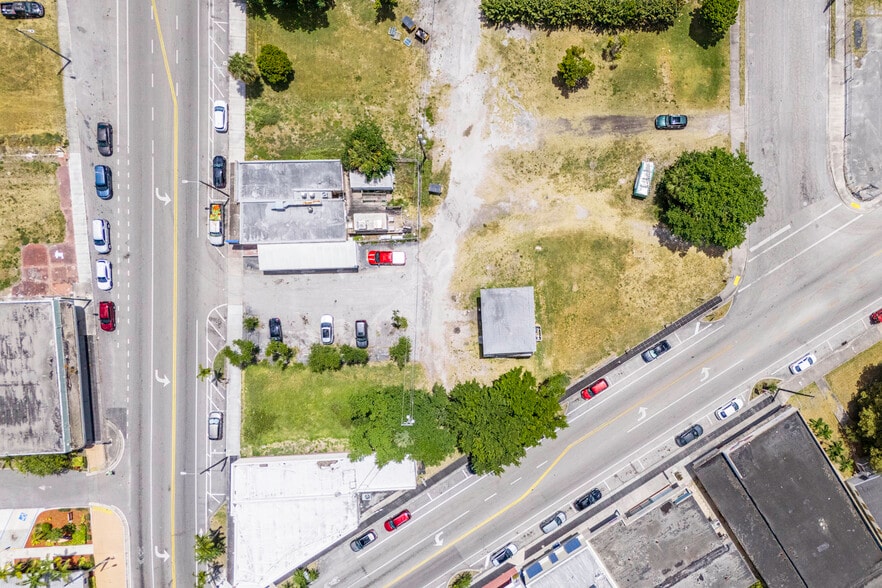More Photos Of 149 S Lake Ave, Pahokee General Retail For Sale