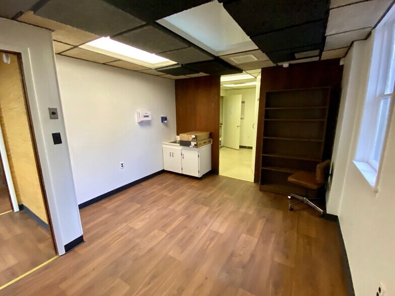 More Photos Of 121 N College St, Martinsburg Medical For Sale
