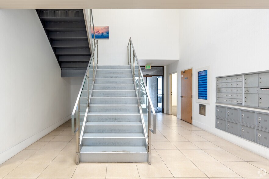 More Photos Of 750 N Diamond Bar Blvd, Diamond Bar Office For Sale