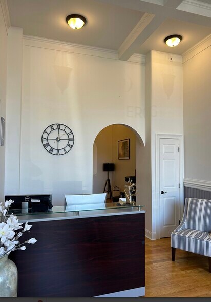 More Photos Of 136 Glen St, Glens Falls Storefront Retail Office For Lease