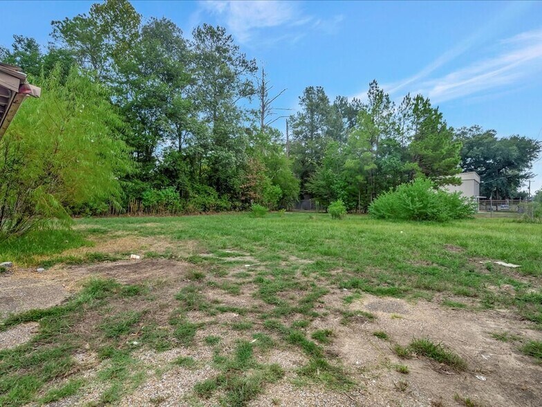 More Photos Of 125 S FM 1194, Lufkin Convenience Store For Sale