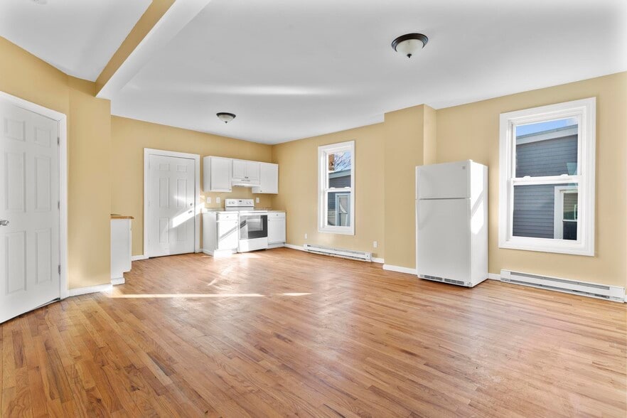 More Photos Of 701-703 S Main St, Waterbury Apartments For Sale