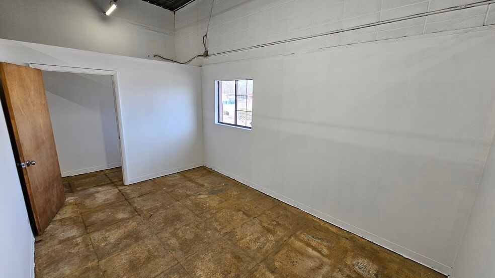 More Photos Of 7000 E 58th Ave, Commerce City Warehouse For Lease