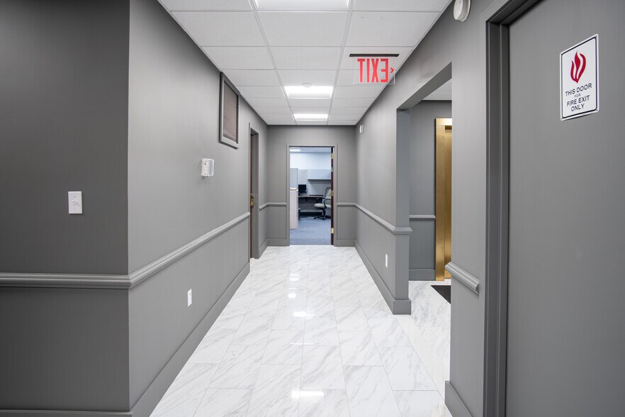 More Photos Of 265 Sunrise Hwy, Rockville Centre Office For Lease
