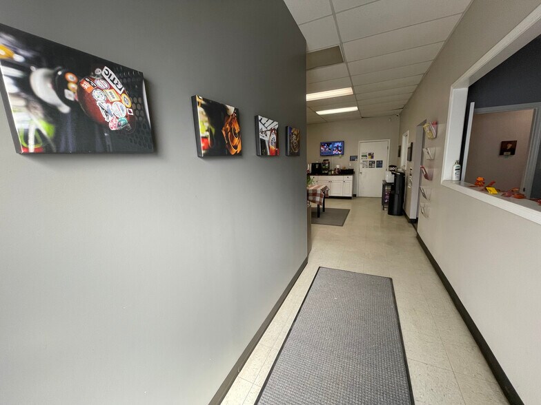 More Photos Of 510 Corliss St, Greensboro Light Manufacturing For Lease