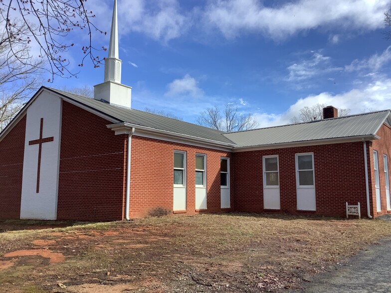 Primary Photo Of 819 Woodcrest Dr, Asheboro Religious Facility For Sale