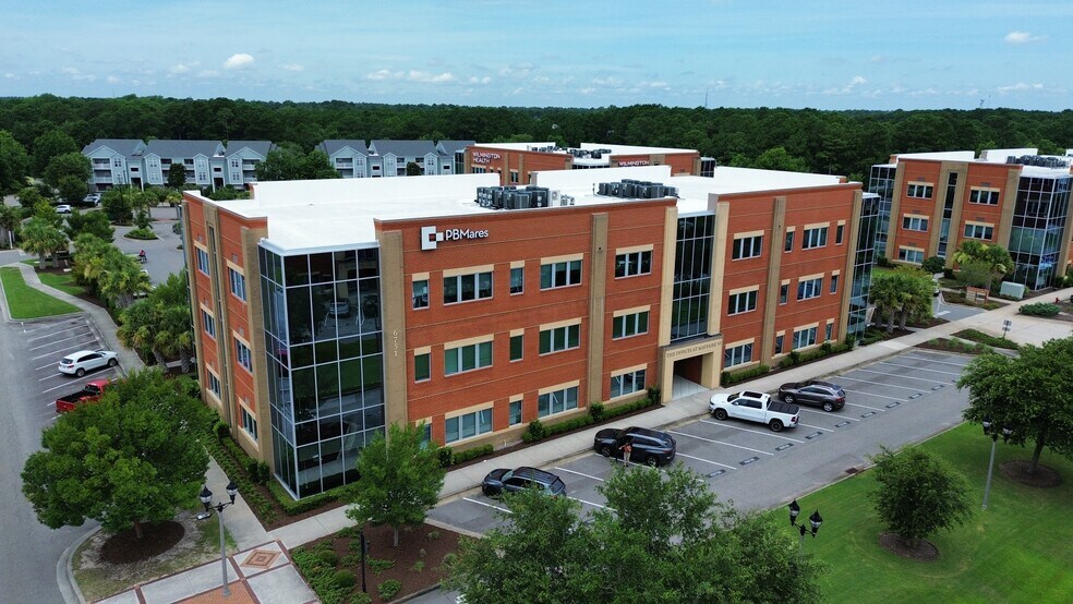 More Photos Of 6751 Parker Farm Dr, Wilmington Office For Lease