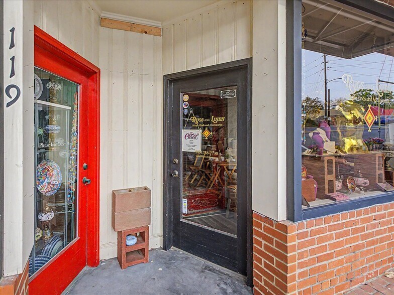More Photos Of 119 Hillsboro St, Pittsboro Office For Sale