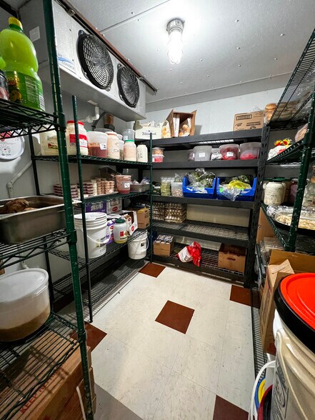 More Photos Of 150 S Railroad St, Midvale Restaurant For Sale