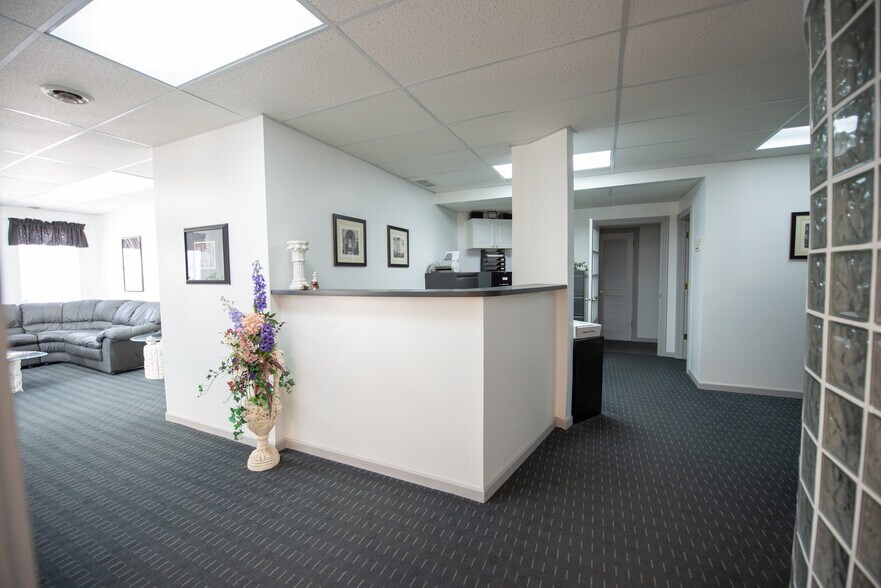 More Photos Of 6 Morgan, Valparaiso Office For Lease