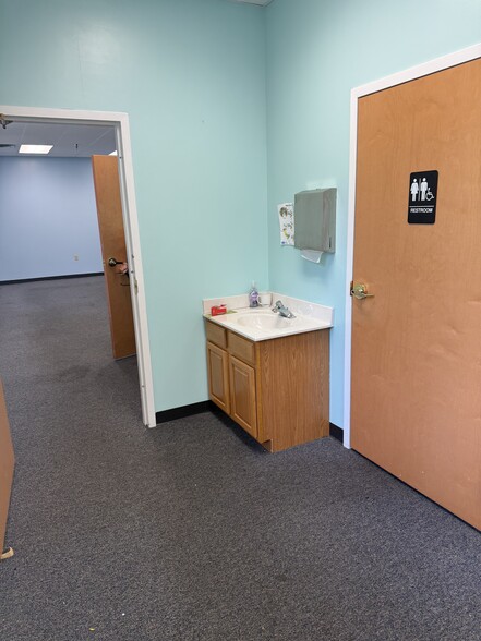 More Photos Of 20850 Langley Rd, Lexington Park Religious Facility For Lease