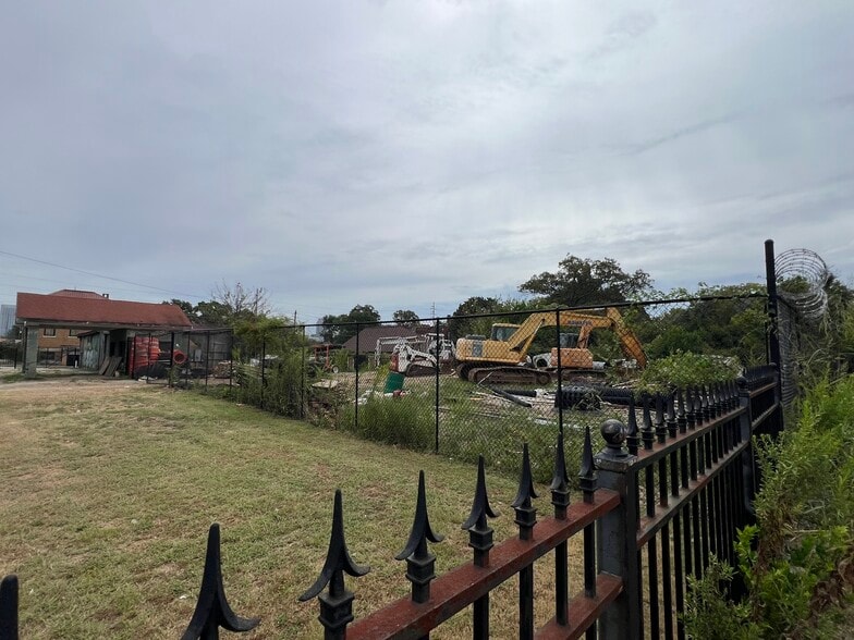 More Photos Of 808 Donald Lee Hollowell Pky NW, Atlanta Land For Sale