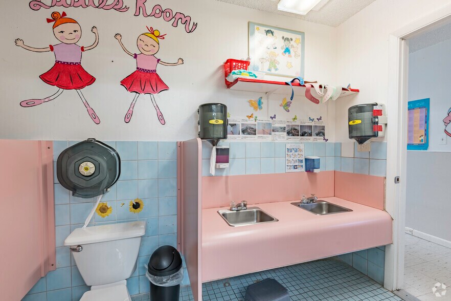 More Photos Of 132 Ave-Bird Rd, Miami Land For Sale