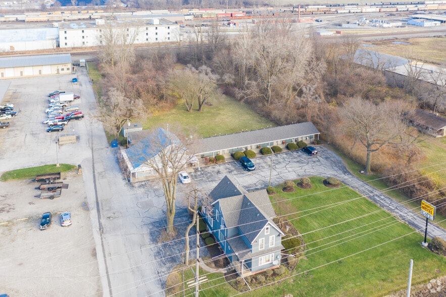 More Photos Of 7021 In-930, Fort Wayne Hotel For Sale