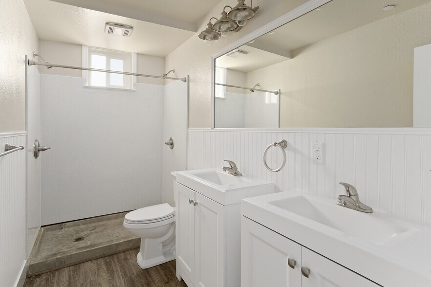 More Photos Of 447 W 7th St, Chico Apartments For Sale