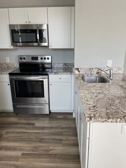More Photos Of 611 Swede St, Norristown Apartments For Sale