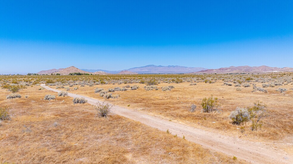 More Photos Of 4000 Truman Rd rd, Rosamond Land For Sale
