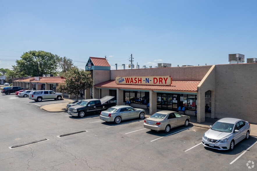 More Photos Of 9616 N Lamar Blvd, Austin Unknown For Lease