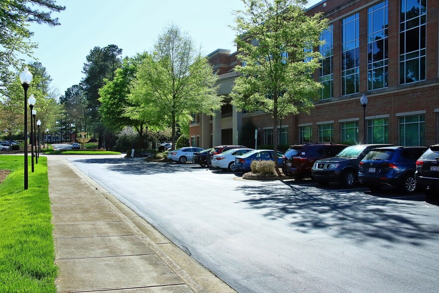 More Photos Of 77 Vilcom Center Dr, Chapel Hill Office For Sale