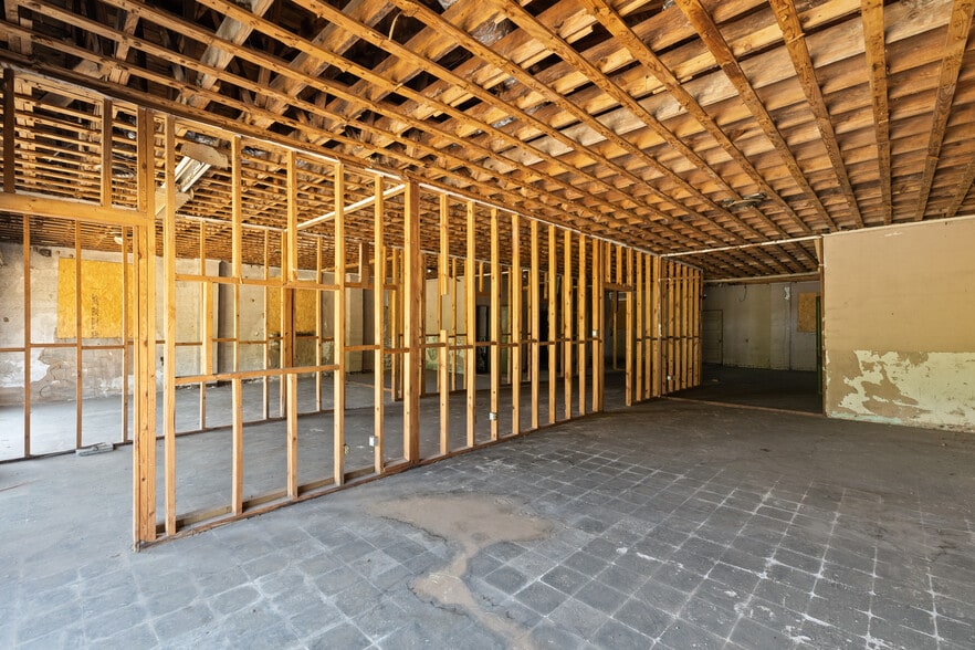 More Photos Of 1200 Central Ave, Atlanta Industrial For Sale