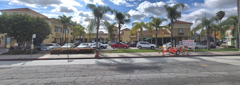 More Photos Of 5201-5211 E Washington Blvd, Commerce Unknown For Lease