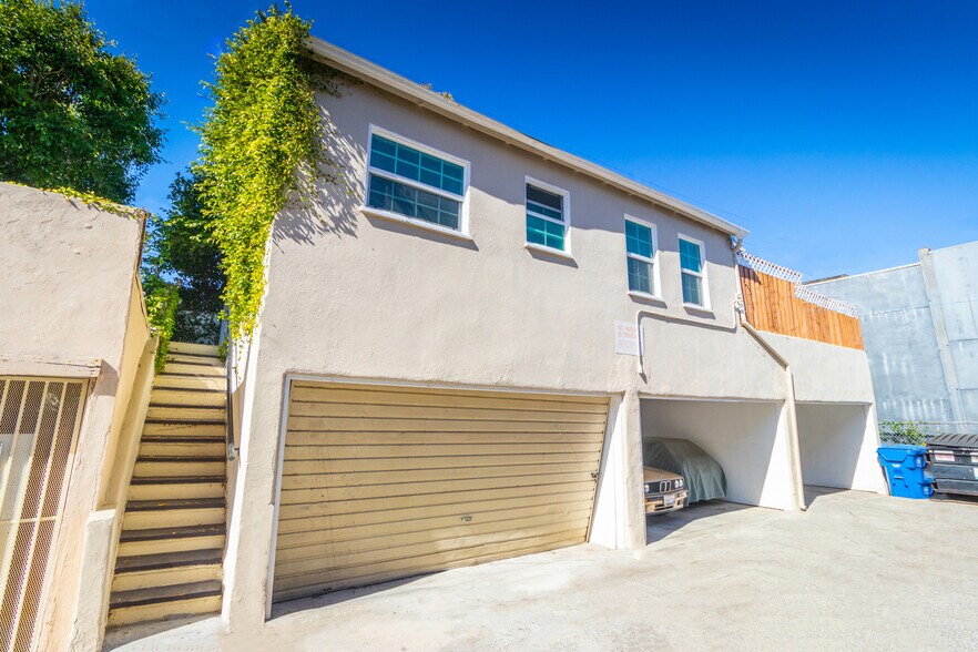 More Photos Of 701 Crenshaw Blvd, Los Angeles Apartments For Sale