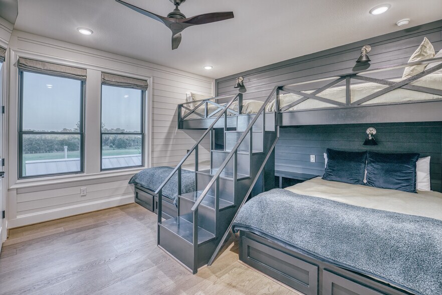 More Photos Of 1034 Hilbun Rd, New Ulm Land For Sale