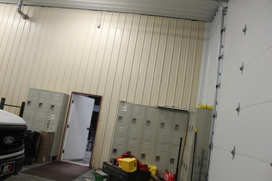 More Photos Of 205659 E County Rd, Woodward Industrial For Sale