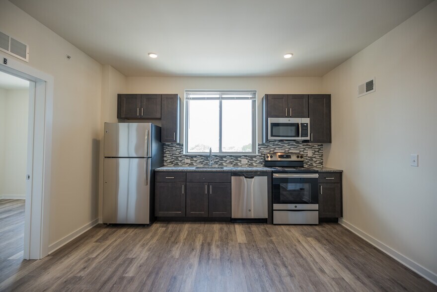 More Photos Of 4210 Chestnut St, Philadelphia Apartments For Sale