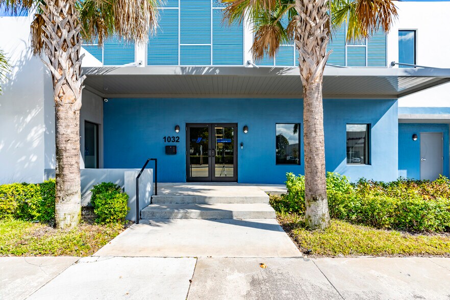 More Photos Of 1014 N Dixie Hwy, Lake Worth Beach Loft Creative Space For Sale