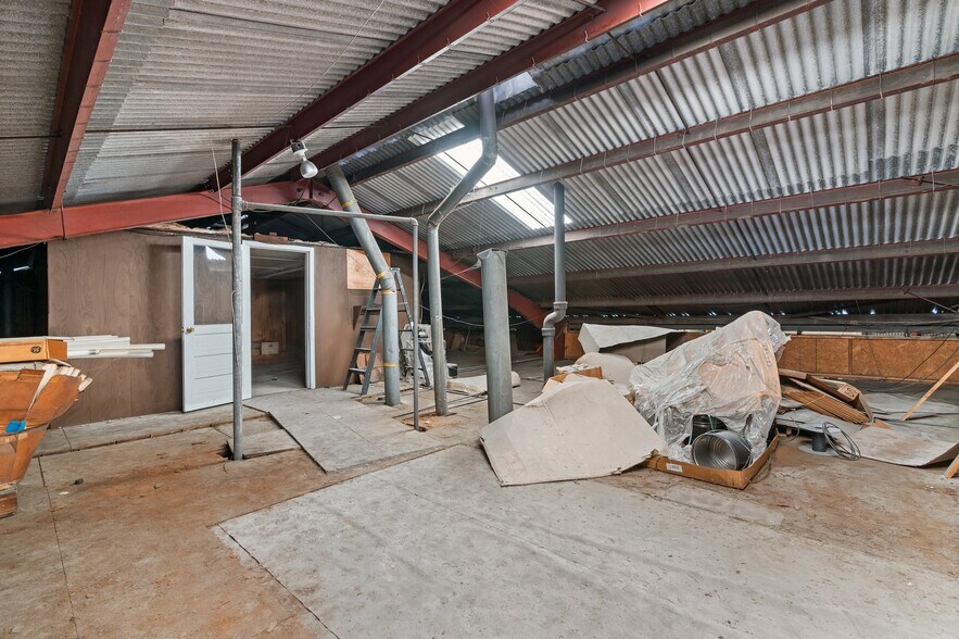 More Photos Of 3314 Carr St, Houston Manufacturing For Sale