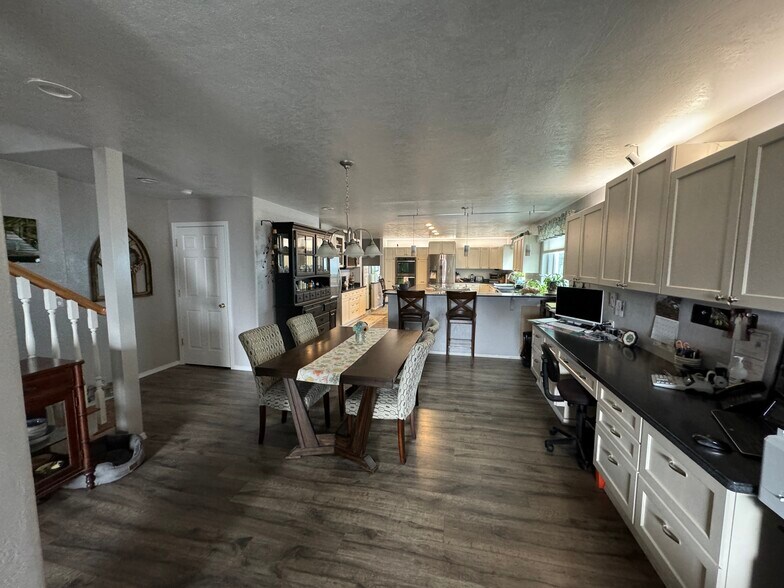 More Photos Of 210 Fourth Ave, Seward Office For Sale
