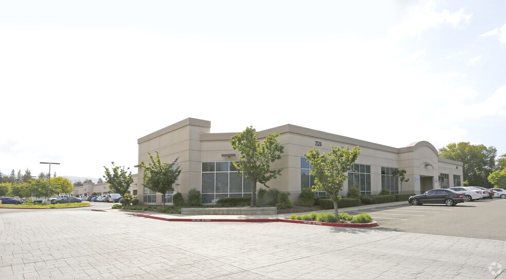 More Photos Of 2526 Qume Dr, San Jose Light Distribution For Sale