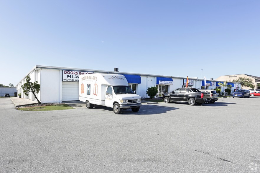 More Photos Of 1850-1890 University Pky, Sarasota Warehouse For Lease