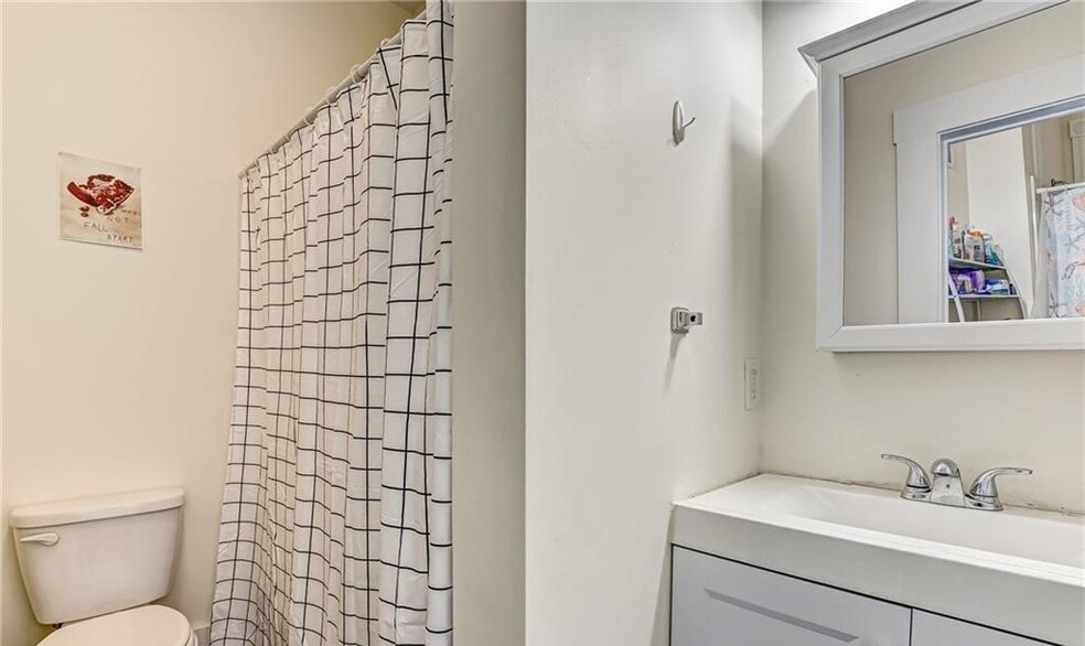 More Photos Of 1313 Whitaker St, Savannah Apartments For Sale