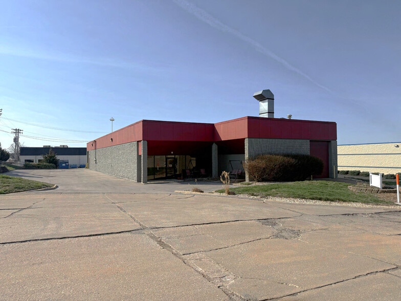 More Photos Of 12 Millpark Ct, Maryland Heights Warehouse For Sale