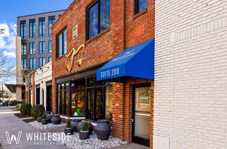 More Photos Of 1227-1231 W Morehead St, Charlotte Storefront For Lease