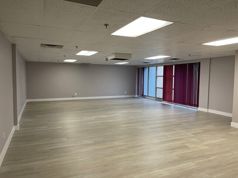 More Photos Of 130 Industry St, Toronto Showroom For Lease