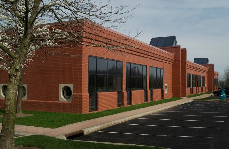 More Photos Of 225 Raritan Center Pky, Edison Unknown For Lease