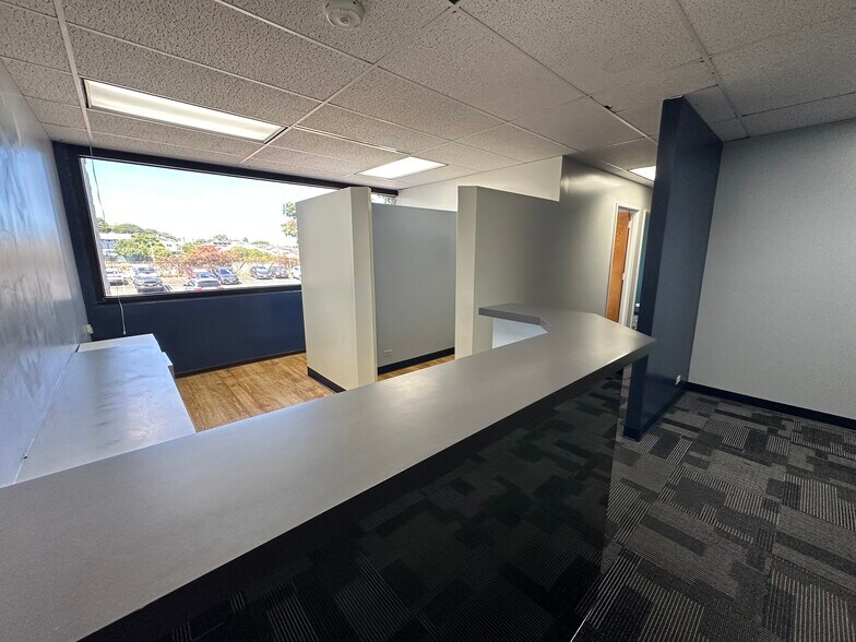 More Photos Of 3615 Harding Ave, Honolulu Medical For Lease