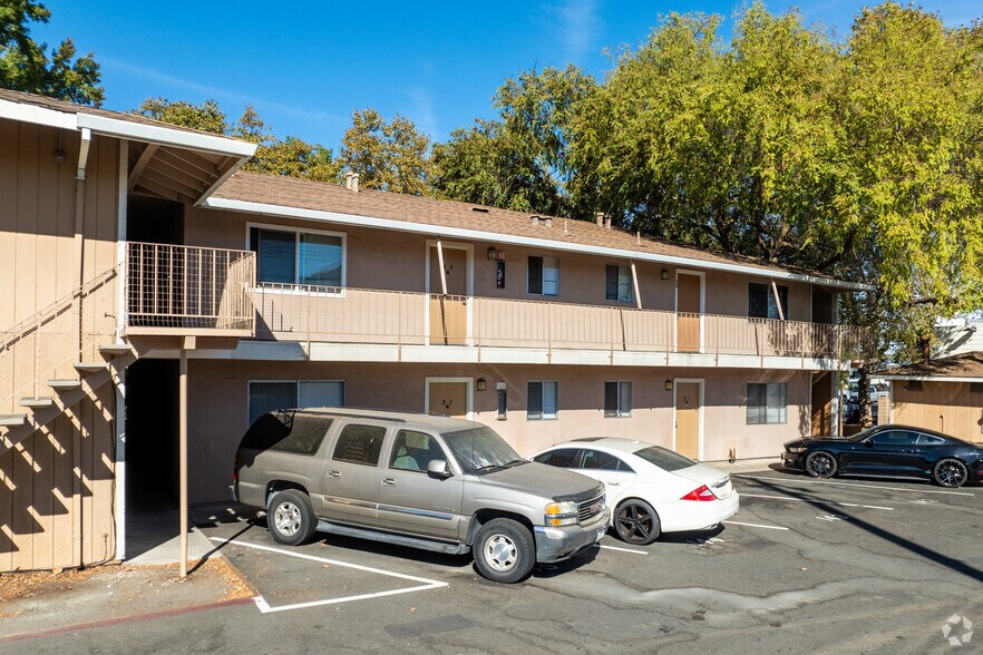 More Photos Of 2451 Olivera Rd, Concord Apartments For Sale