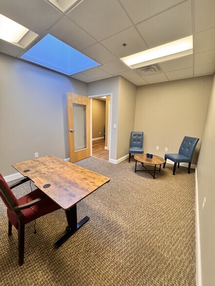 More Photos Of 60 Pleasant St, Ashland Flex For Lease