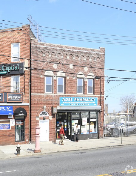 More Photos Of 1432 E Gun Hill Rd, Bronx Storefront Retail Residential For Sale
